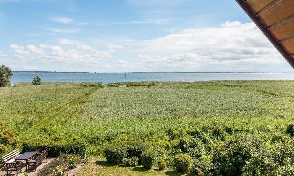 Апартаменты Haus Am Bodden 03 Аренсхоп Экстерьер фото