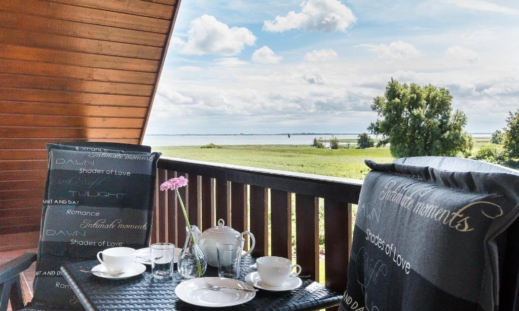 Апартаменты Haus Am Bodden 03 Аренсхоп Экстерьер фото